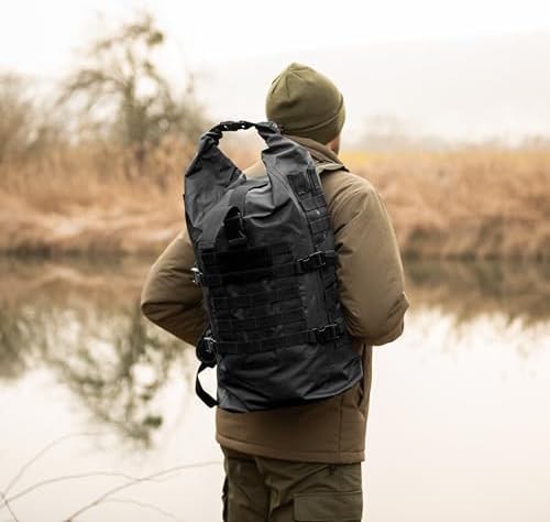 Black tactical 30 liter waterproof backpack — photo 3