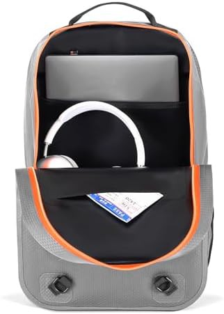 Submersible laptop backpack with airtight zippers — photo 4